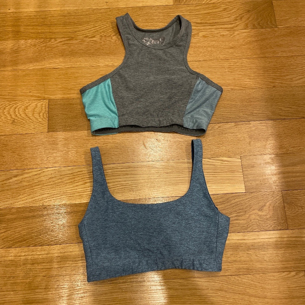 Set of 2 outdoor voices xs sports bras blue and grey